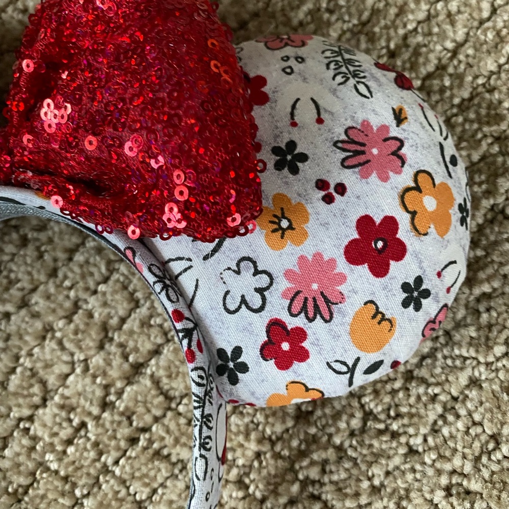 Disney Flower and Garden Ears - Picture 2 of 4